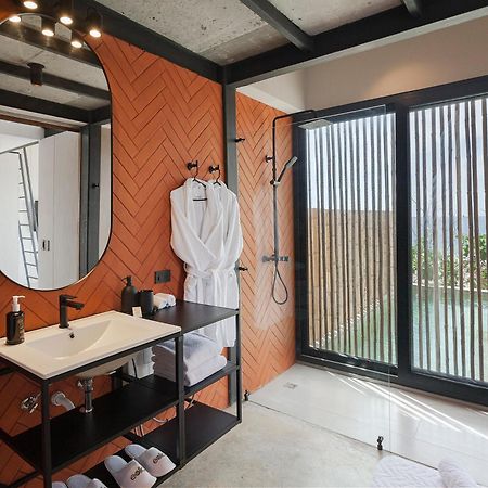 Eolia Sustainable Design Hotel Манта Экстерьер фото