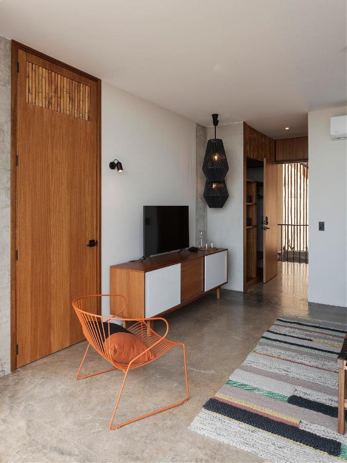 Eolia Sustainable Design Hotel Манта Экстерьер фото